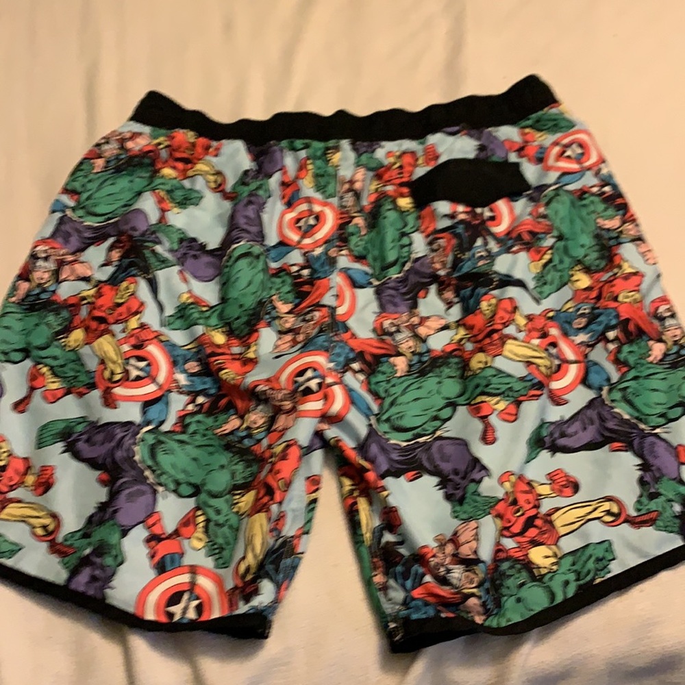 Marvel trunks - Picture 3 of 3